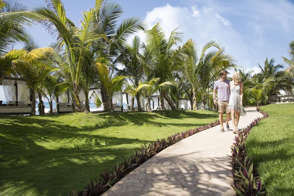 El Dorado Seaside Palms, Catamaran, Cenote & More Inclusive (Adults Only) Xpu Ha Bagian luar foto
